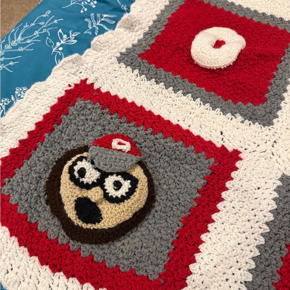 Ohio state crochet blanket - Picture 4 of 6